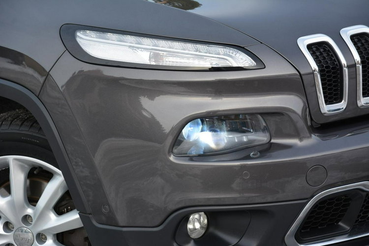 Jeep Cherokee Skóry Navi Wentylacja Kamera Asystent Pasa Xenon Ledy Radar zdjęcie 8