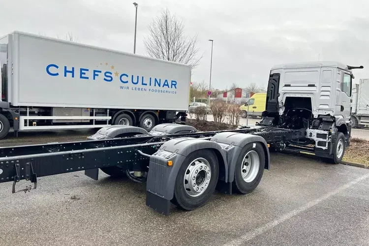 MAN NOWA RAMA TGS 26.520 6x2-4 LL CH / bez silnika / Zarejestrowana zdjęcie 3