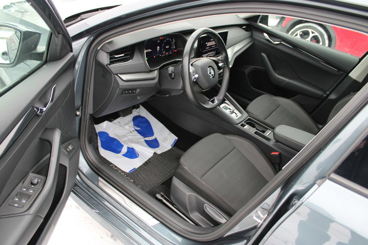 Skoda Octavia DSG F-vat LED Virtual Salon Polska netto 54390 PLN Gwarancja zdjęcie 16