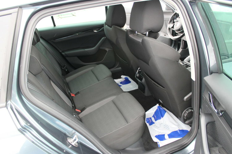 Skoda Octavia DSG F-vat LED Virtual Salon Polska netto 54390 PLN Gwarancja zdjęcie 28
