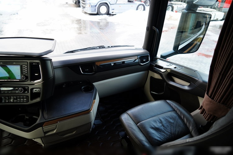 Scania S 500 / RETARDER / KLIMA POSTOJOWA / ALUFELGI / SKÓRY / OPONY 100%  zdjęcie 32