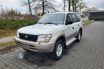 Toyota Land Cruiser 100%Bezwypadkowy/4X4/Automat/Szwajcaria/opłacony