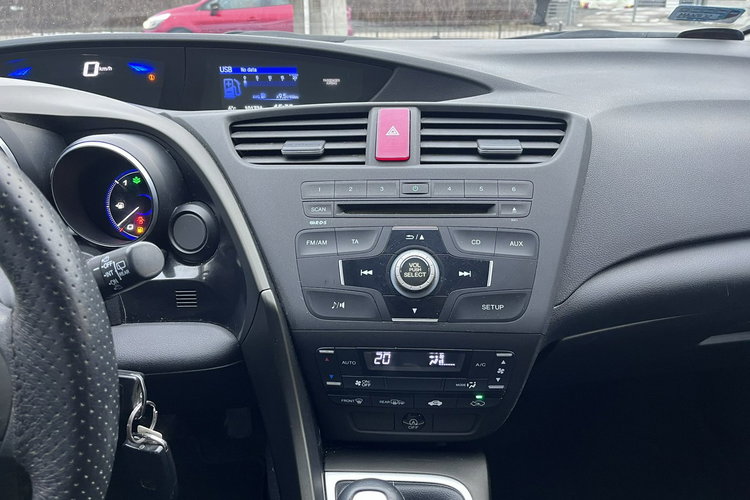 Honda Civic 1.4 Zarejestrowany Climatronic Led 6biegów Czujniki Stan BDB Bezwypadk zdjęcie 14