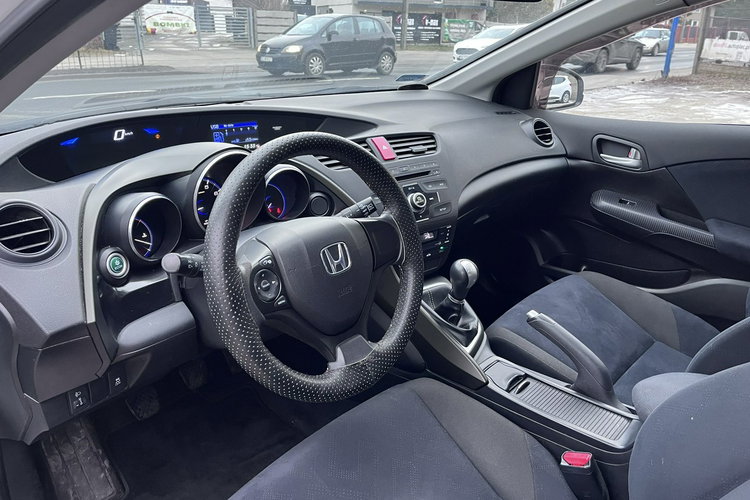 Honda Civic 1.4 Zarejestrowany Climatronic Led 6biegów Czujniki Stan BDB Bezwypadk zdjęcie 19