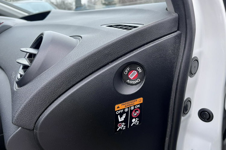 Honda Civic 1.4 Zarejestrowany Climatronic Led 6biegów Czujniki Stan BDB Bezwypadk zdjęcie 22