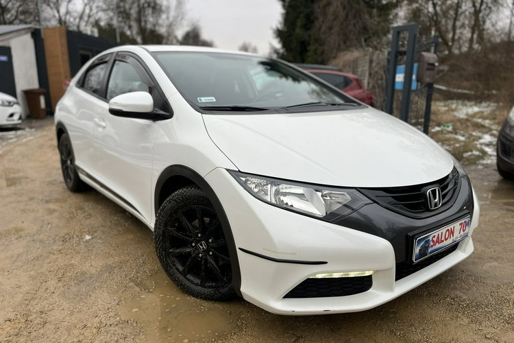 Honda Civic 1.4 Zarejestrowany Climatronic Led 6biegów Czujniki Stan BDB Bezwypadk zdjęcie 3