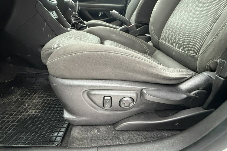 Opel Mokka 1.4 turbo 4x4 ledy xenon podg.kierownica fotele serwis zamiana1.r.gwar zdjęcie 17