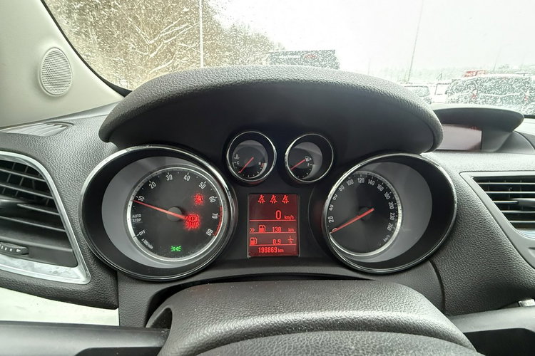 Opel Mokka 1.4 turbo 4x4 ledy xenon podg.kierownica fotele serwis zamiana1.r.gwar zdjęcie 27