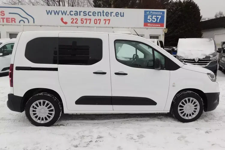 Toyota Proace City Verso zdjęcie 15