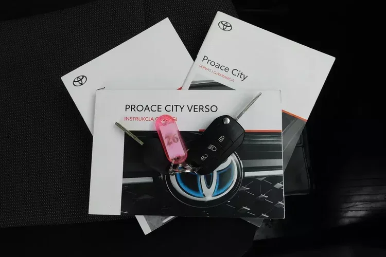 Toyota Proace City Verso zdjęcie 16