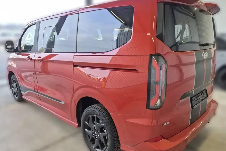 Ford tourneo-custom zdjęcie 2