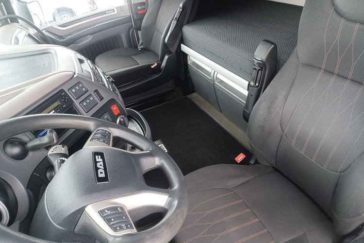 DAF XF 480 FT zdjęcie 8