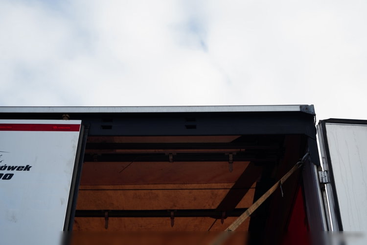 Wielton / FIRANKA STANDARD / MULDA DO STALI - 9 M / OŚ PODNOSZONA / SAF /  zdjęcie 23