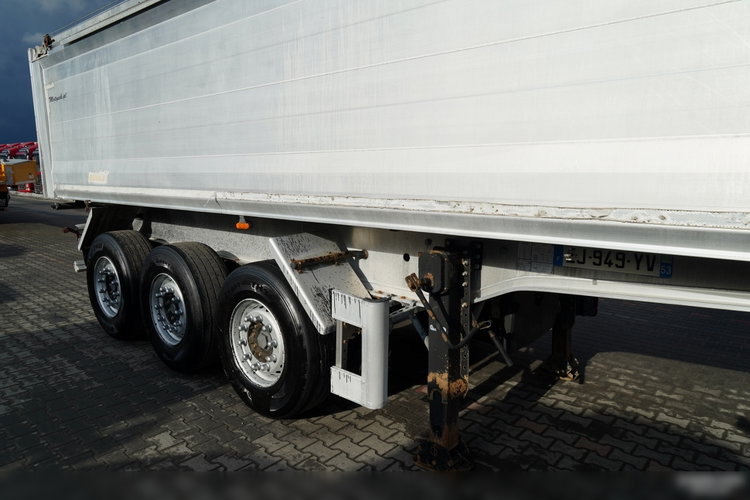 BENALU WYWROTKA / 27 m3 / ALUMINIOWA / OŚ PODNOSZONA / WAGA: 5 200 KG / ELEKTRYCZNA PLANDEKA zdjęcie 9