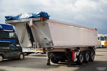 BENALU WYWROTKA / 27 m3 / ALUMINIOWA / OŚ PODNOSZONA / WAGA: 5 200 KG / ELEKTRYCZNA PLANDEKA