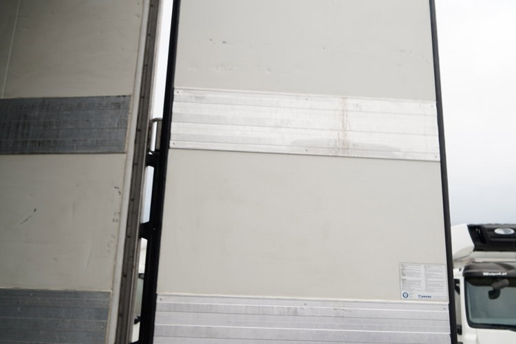 Krone CHŁODNIA / THERMO KING  / OŚ PODNOSZONA / KOSZ NA PALETY zdjęcie 14