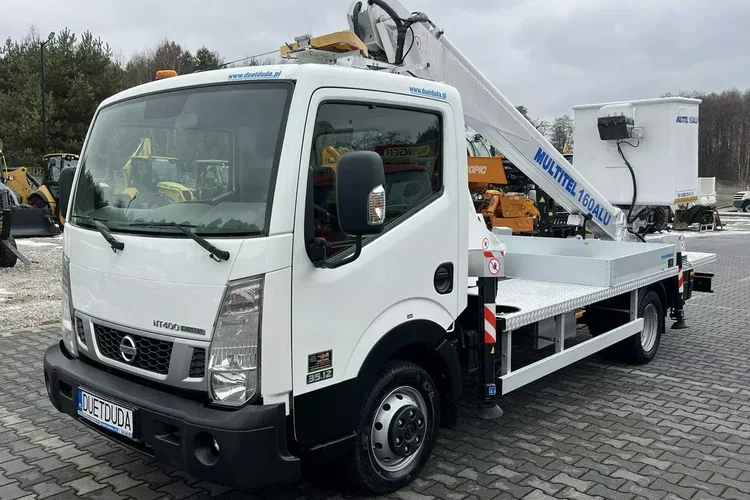 Nissan Cabstar zdjęcie 2