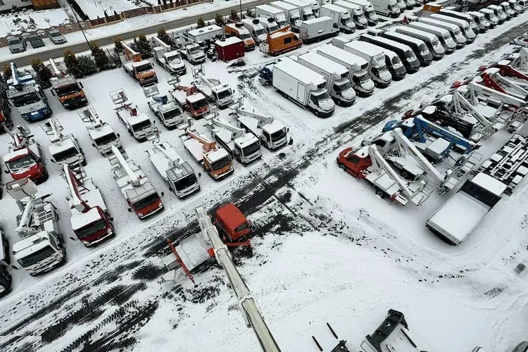 Nissan Cabstar zdjęcie 2