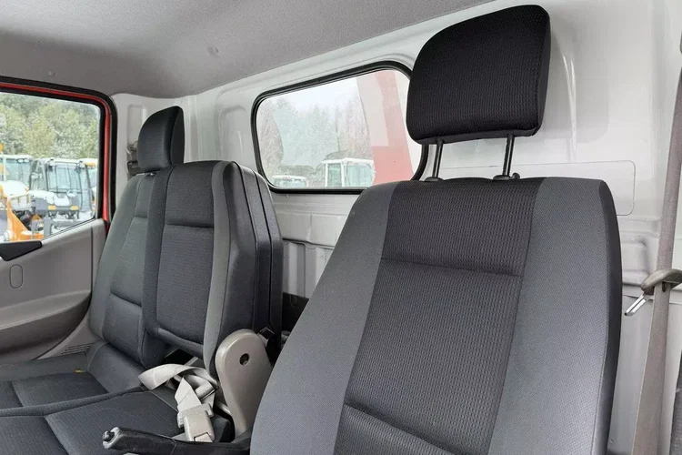 Nissan Cabstar zdjęcie 20