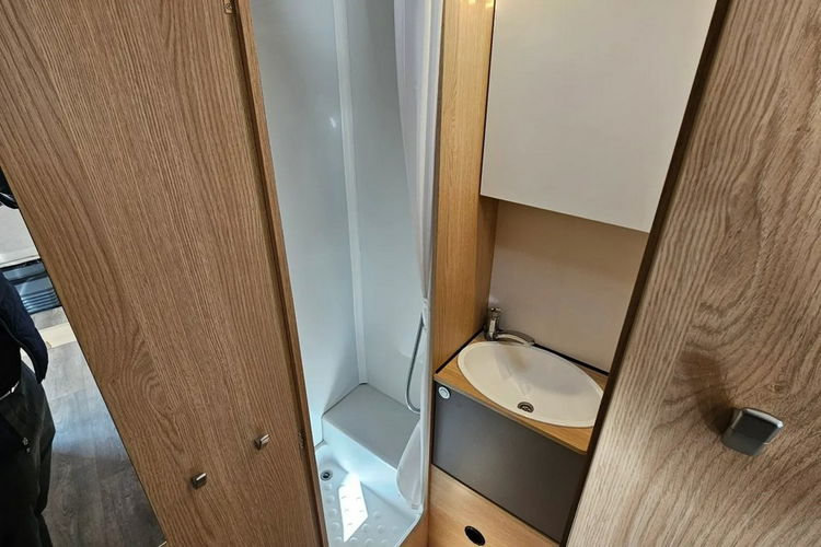 inny LMC Tourer A 690 zdjęcie 14