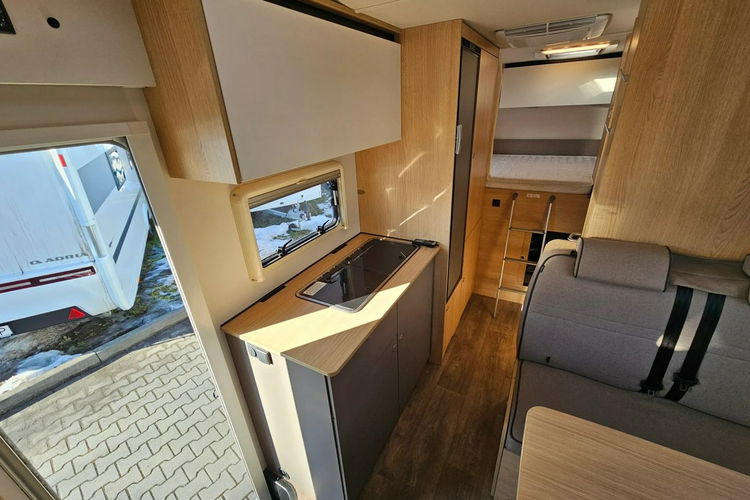 inny LMC Tourer A 690 zdjęcie 7