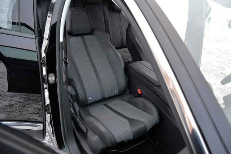 3008 Virtual Lane Assist BLIS Navi Ledy Parkt. Pół-skóry ASO Peugeot Alu18 zdjęcie 21