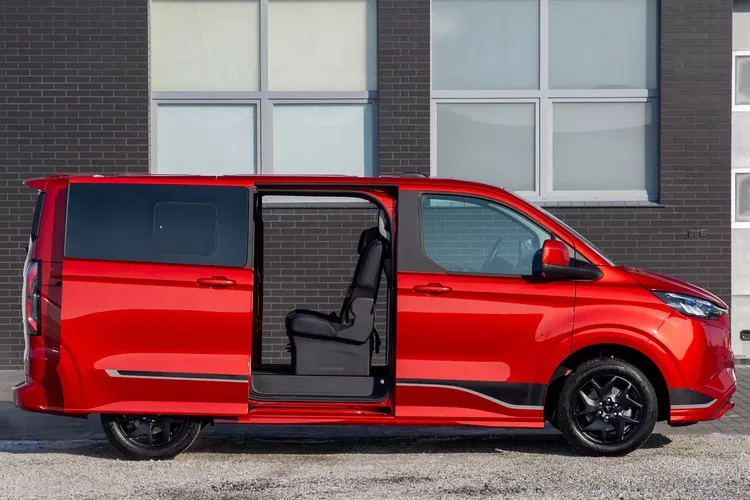 Ford tourneo-custom zdjęcie 8