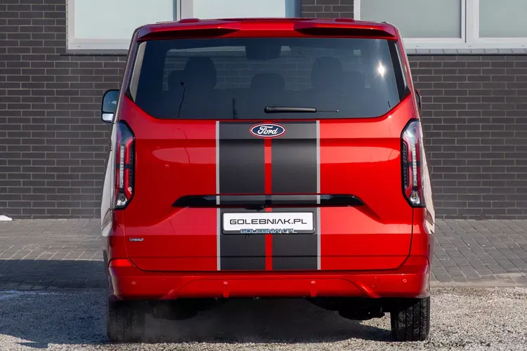 Ford tourneo-custom zdjęcie 10