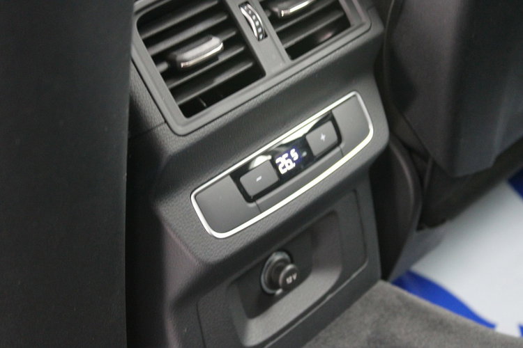 Audi Q5 40 TDI mHEV Quattro Advanced S tronic netto 100731PLN zdjęcie 16