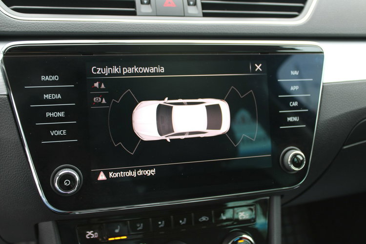 Skoda Superb Ambition DSG Nawigacja netto 73 089 PLN Gwarancja Virtual zdjęcie 25