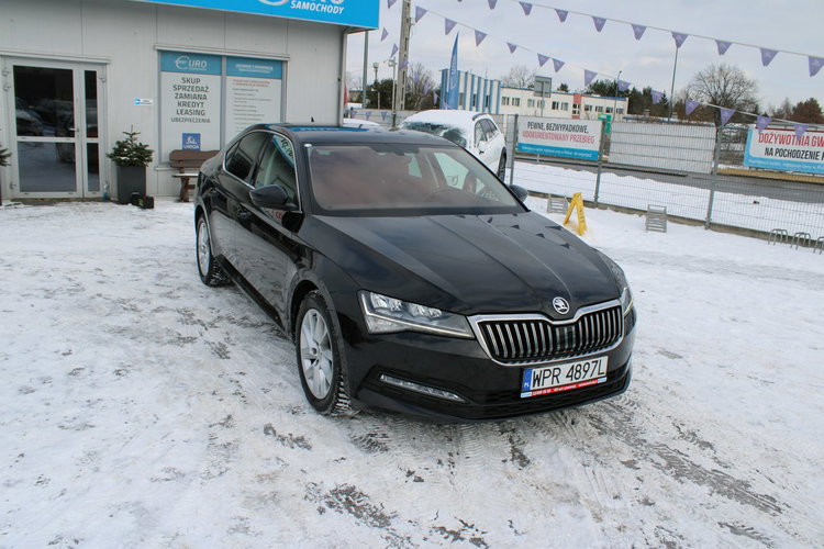 Skoda Superb Ambition DSG Nawigacja netto 73 089 PLN Gwarancja Virtual zdjęcie 3