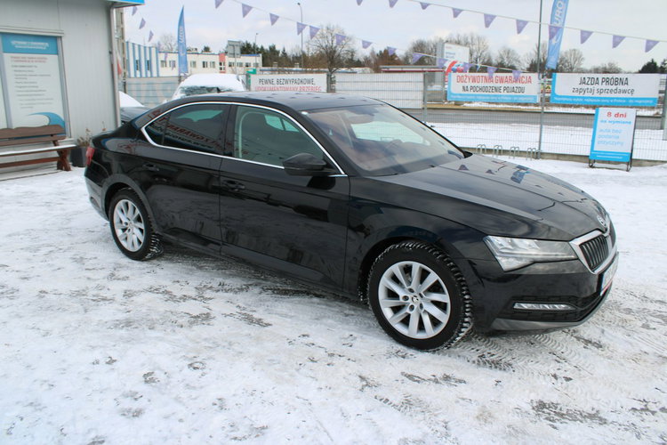 Skoda Superb Ambition DSG Nawigacja netto 73 089 PLN Gwarancja Virtual zdjęcie 4