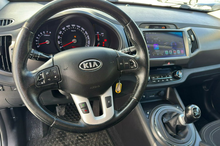 Sportage Kia Sportage 2011r 1.6 135km bezwypadkowy zdjęcie 24