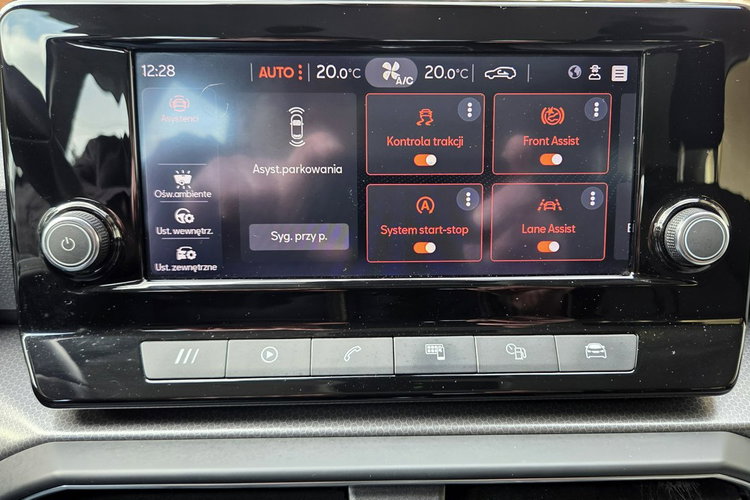 Seat Leon Sportstourer 1.5 Tsi 130 KM FULL LED Salon PL, serwis ASO, F.VAT23, leasing zdjęcie 21