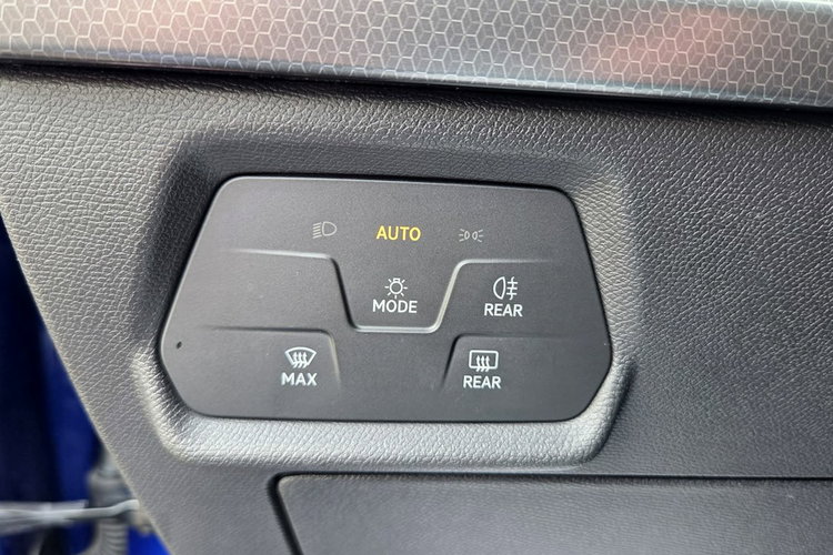 Seat Leon Sportstourer 1.5 Tsi 130 KM FULL LED Salon PL, serwis ASO, F.VAT23, leasing zdjęcie 24