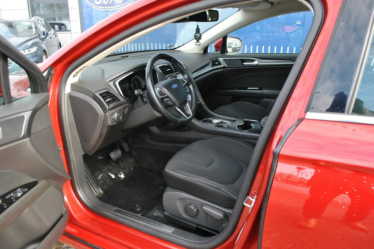 Mondeo Liftback Titanium 2.0 EcoBlue 150KM A8 ASO Gwarancja Ford Używane zdjęcie 13