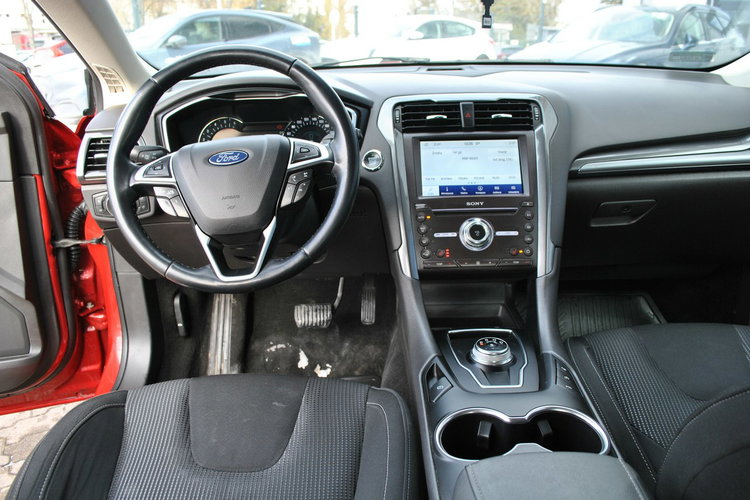 Mondeo Liftback Titanium 2.0 EcoBlue 150KM A8 ASO Gwarancja Ford Używane zdjęcie 14