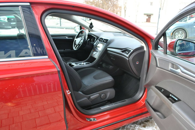 Mondeo Liftback Titanium 2.0 EcoBlue 150KM A8 ASO Gwarancja Ford Używane zdjęcie 24