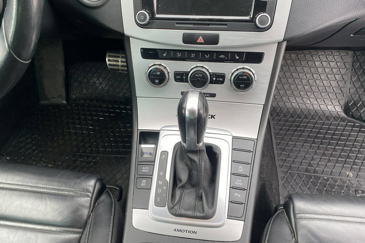 Volkswagen Passat Alltrack 2.0tdi 177KM 4-Motion dsg ledy bi xenon skóry full serwis zamiana gwar zdjęcie 19