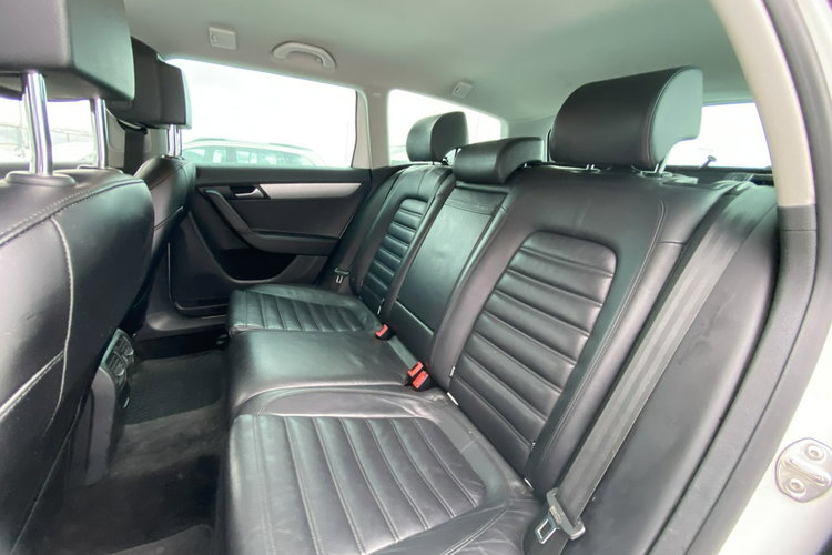 Volkswagen Passat Alltrack 2.0tdi 177KM 4-Motion dsg ledy bi xenon skóry full serwis zamiana gwar zdjęcie 27