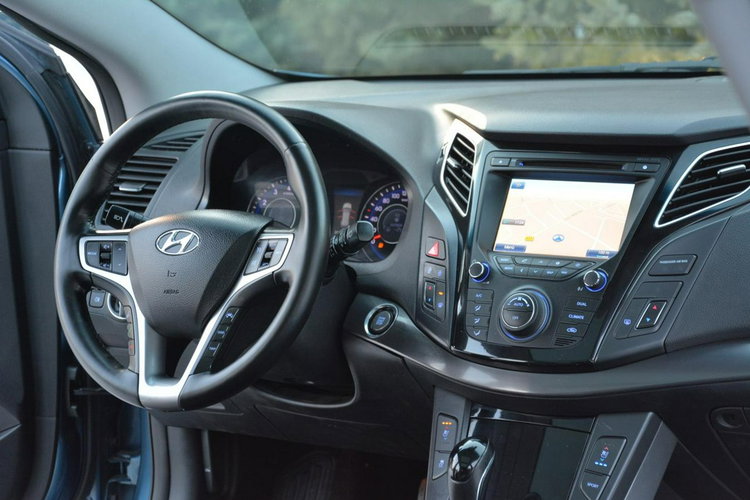 Hyundai i40 Premium Wentylacja bi-xenon Panorama Skóry Ledy Navi Keyless Kamera zdjęcie 18