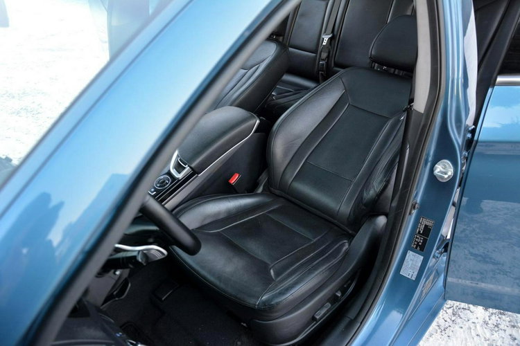 Hyundai i40 Premium Wentylacja bi-xenon Panorama Skóry Ledy Navi Keyless Kamera zdjęcie 20