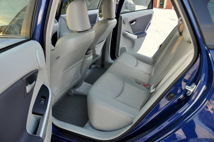 Toyota Prius 1.8i(136KM) Hybrid 127tyś.km Xenon Navi Kamera Skóry Head Up Alu17" zdjęcie 20