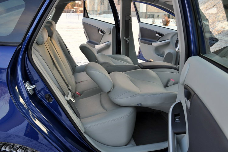 Toyota Prius 1.8i(136KM) Hybrid 127tyś.km Xenon Navi Kamera Skóry Head Up Alu17" zdjęcie 23