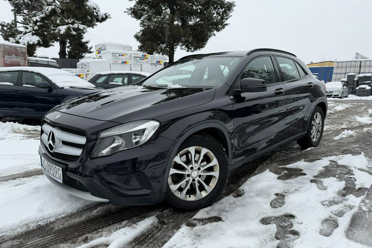 Mercedes GLA 250 4Matic, Klimatyzacja, Nawigacja, 2 kpl. opon, Podgrz. fotele, Skóra zdjęcie 1