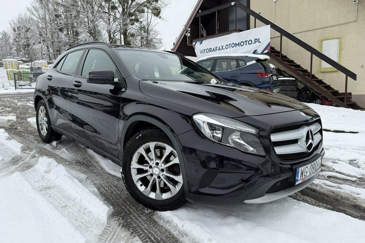 Mercedes GLA 250 4Matic, Klimatyzacja, Nawigacja, 2 kpl. opon, Podgrz. fotele, Skóra zdjęcie 4