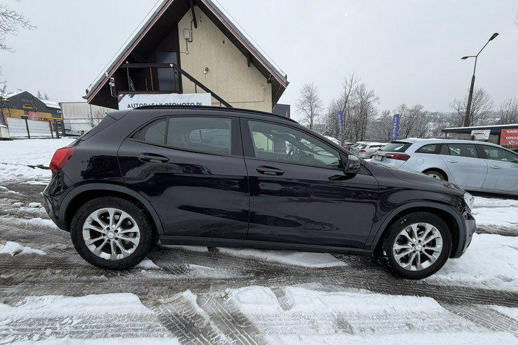 Mercedes GLA 250 4Matic, Klimatyzacja, Nawigacja, 2 kpl. opon, Podgrz. fotele, Skóra zdjęcie 7