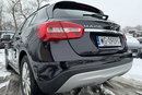 Mercedes GLA 250 4Matic, Klimatyzacja, Nawigacja, 2 kpl. opon, Podgrz. fotele, Skóra zdjęcie 9