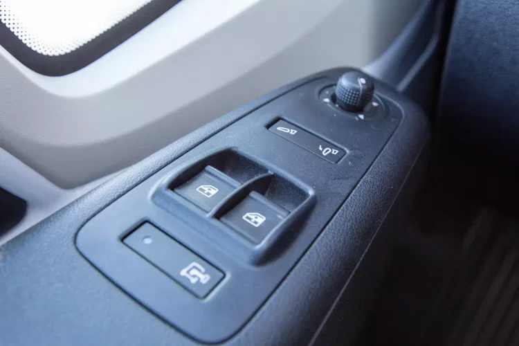 Peugeot Boxer L4H3 WYSOKI DACH 16m3 Maxi zdjęcie 16