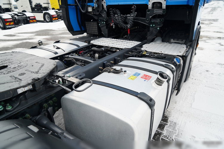 Scania S 450 / RETARDER / KLIMA POSTOJOWA / ALUFELGI / OPONY 100% zdjęcie 16